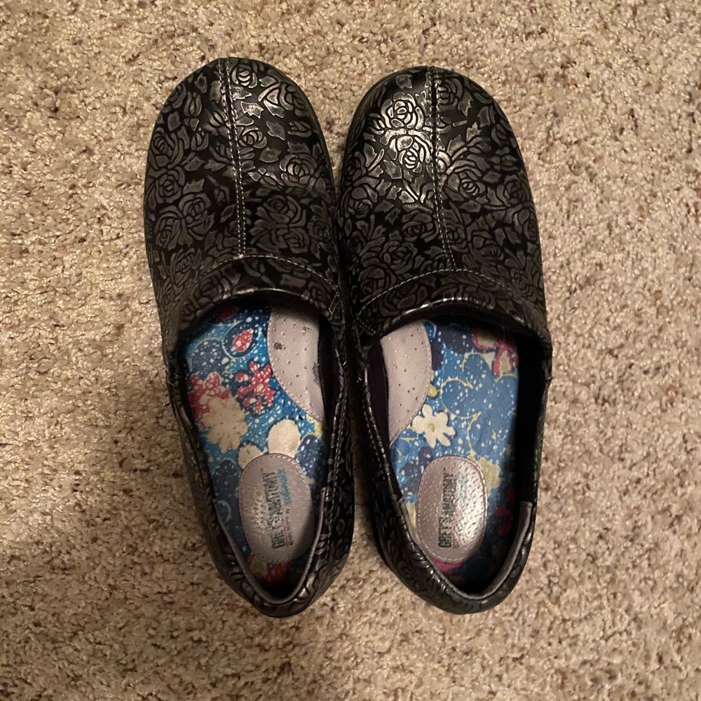 Greys anatomy clogs